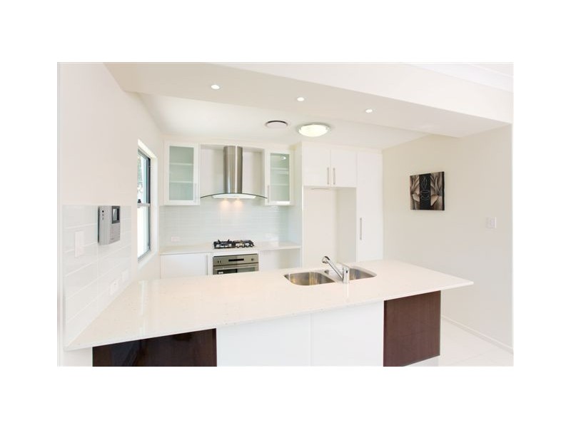 15 Orchard St, Hawthorne QLD 4171