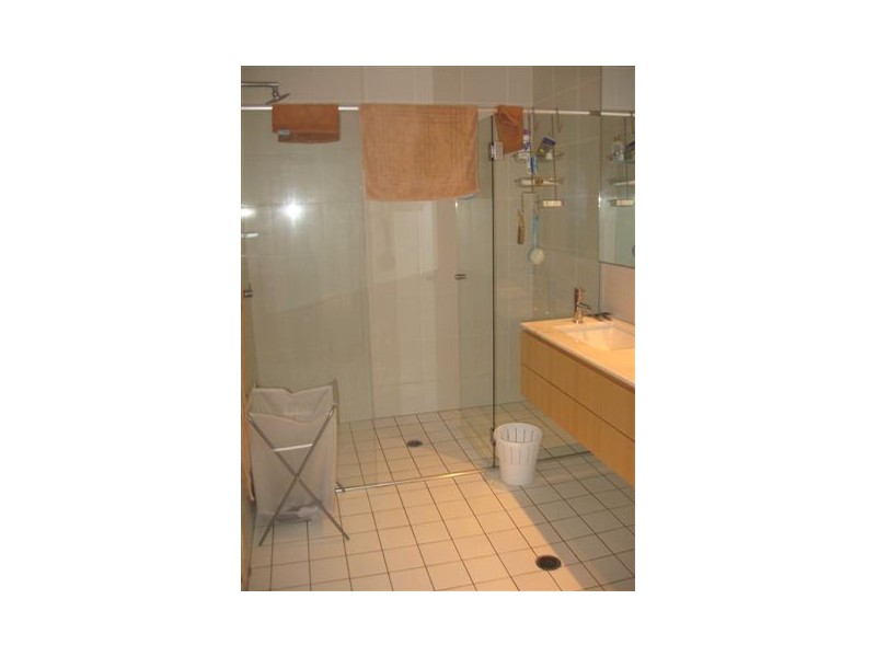 97 Stuart St, Bulimba QLD 4171