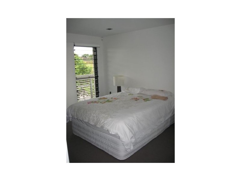 97 Stuart St, Bulimba QLD 4171