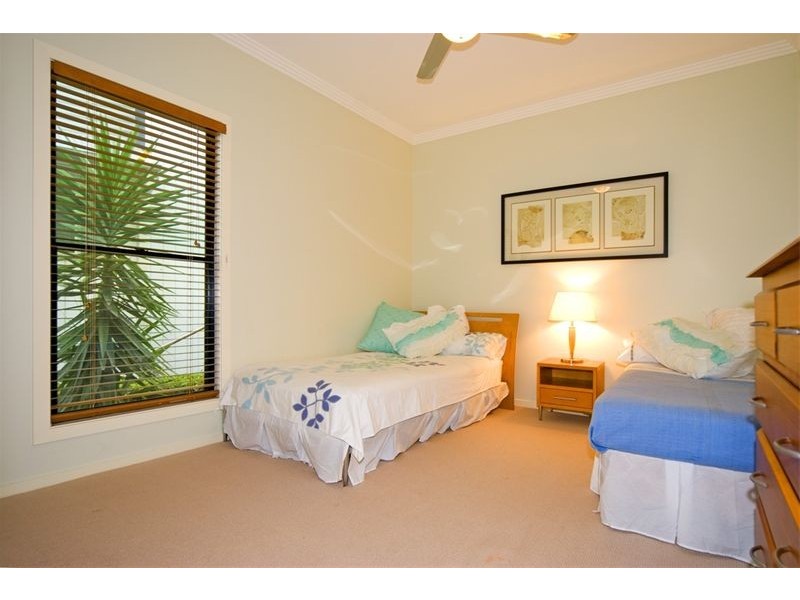 63 Wynnum North Road, Wynnum QLD 4178