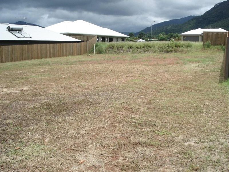 2 SPRINGBROOK AVENUE, Redlynch QLD 4870