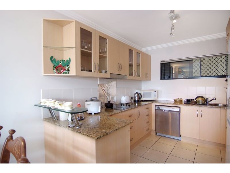 Level 2 APT. 8 / 77 Spence Street, Cairns QLD 4870