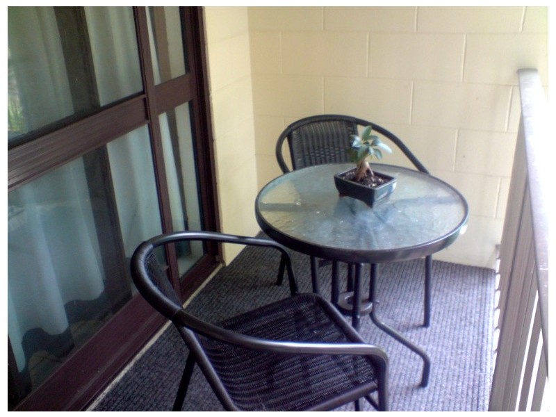 APT. 12 / 4 McPherson Close, Edge Hill QLD 4870