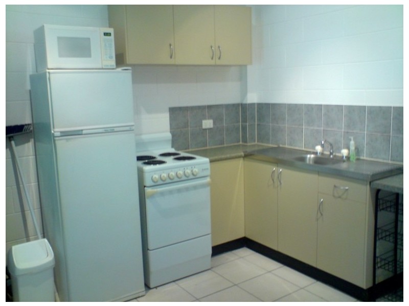 APT. 12 / 4 McPherson Close, Edge Hill QLD 4870