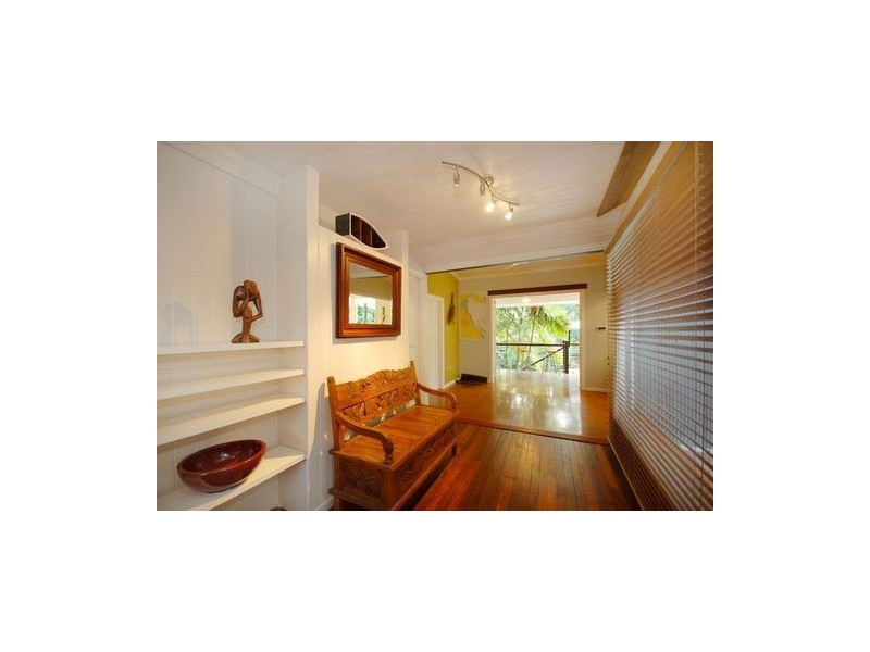12 Dalziel St, Stratford QLD 4870