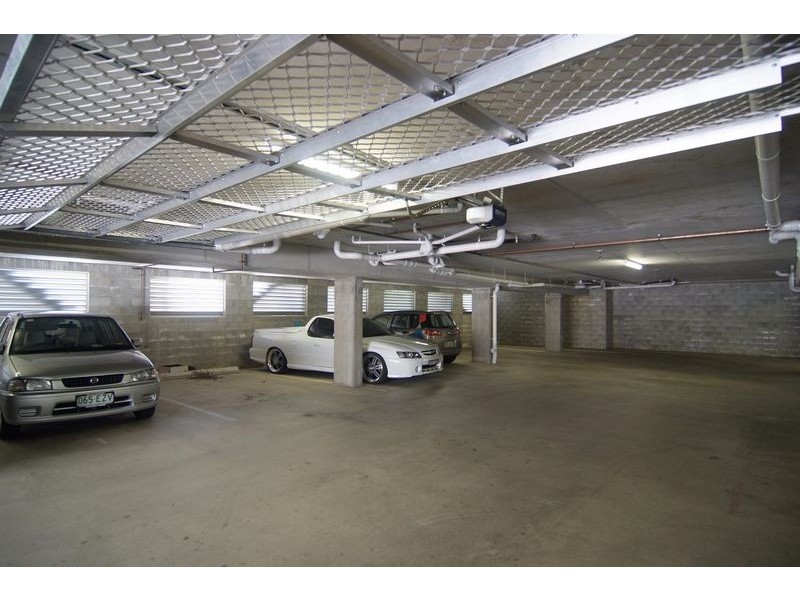 APT. 11/423-427 Draper Street, Parramatta Park QLD 4870