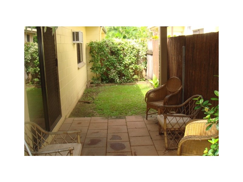 APT. 1 / 222 Fearnley Street, Parramatta Park QLD 4870