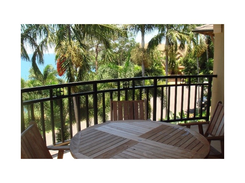 APT. 3 / 11 Colonel Cummings Drive, Santai, Palm Cove QLD 4879