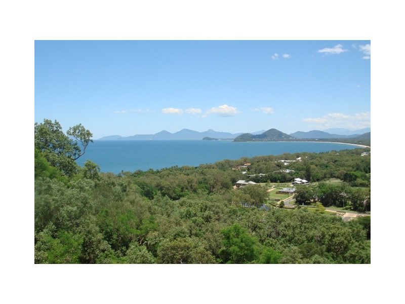 APT. 3 / 11 Colonel Cummings Drive, Santai, Palm Cove QLD 4879