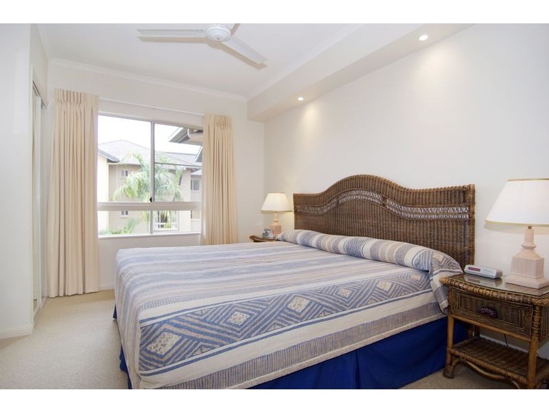 APT. 1414  / 2 Greenslopes Street, Cairns North QLD 4870