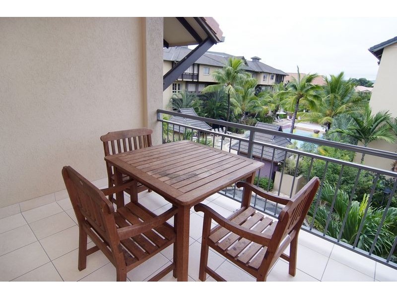 APT. 1414  / 2 Greenslopes Street, Cairns North QLD 4870