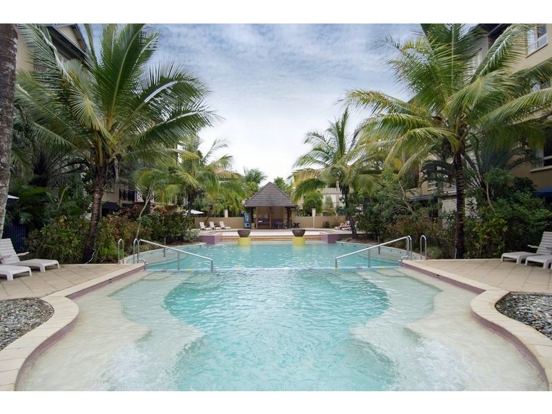 APT. 1414  / 2 Greenslopes Street, Cairns North QLD 4870