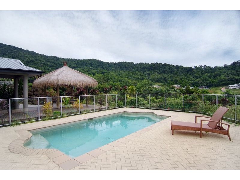 17 KAWANA STREET, Caravonica QLD 4878