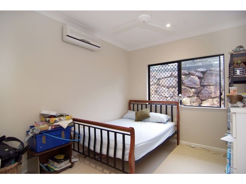 17 KAWANA STREET, Caravonica QLD 4878