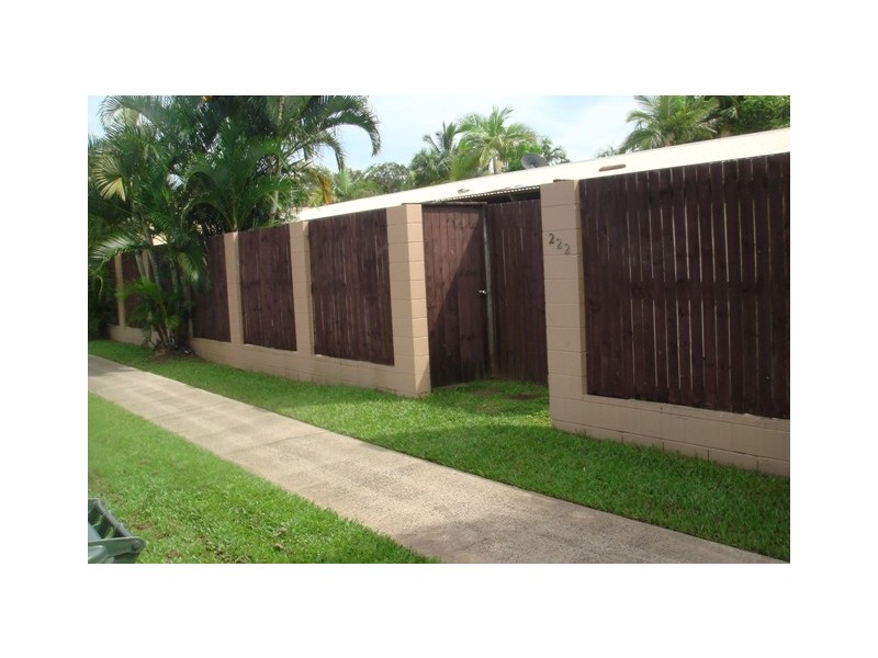 APT. 1 / 222 Fearnley Street, Parramatta Park QLD 4870