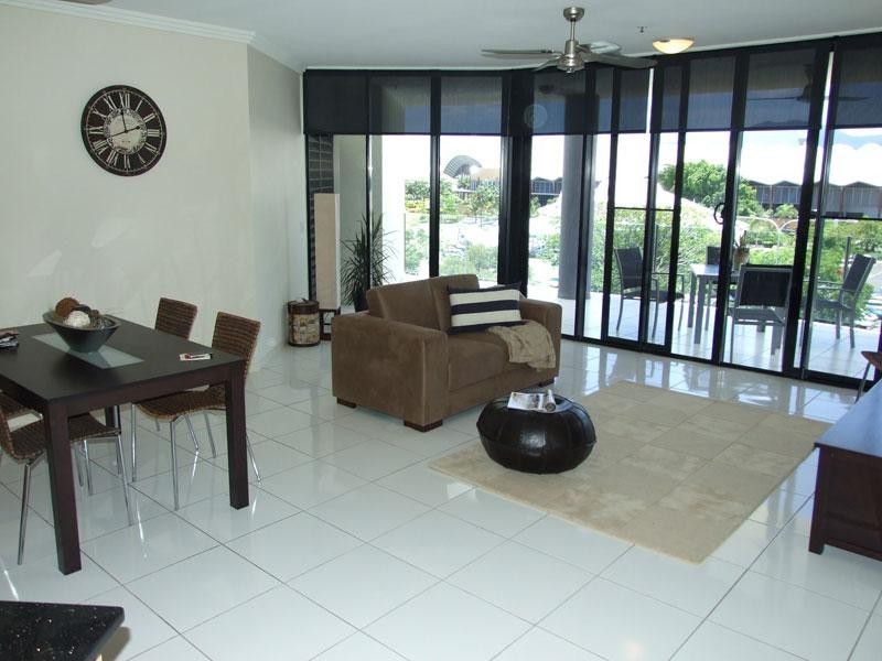 Level 5 APT. 501/ 25 Wharf Street, Cairns QLD 4870