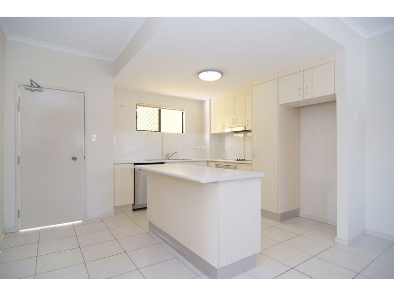 TERRACES ON JAMES / 6 JAMES STREET, Cairns QLD 4870