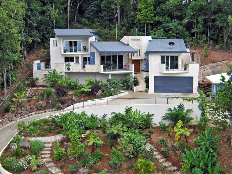 36 HUTCHINSON STREET, Edge Hill QLD 4870