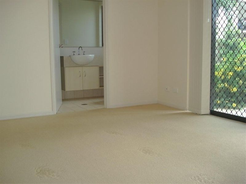 REDLYNCH GROVE APARTMENTS, Redlynch QLD 4870