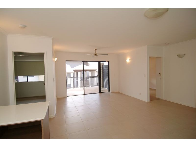 APT. 27/89-91 Ishmael Road, Cairns Pavilions, Earlville QLD 4870