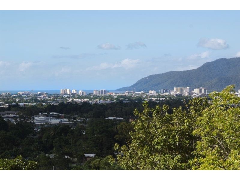 GRANDVIEW CRES, Earlville QLD 4870