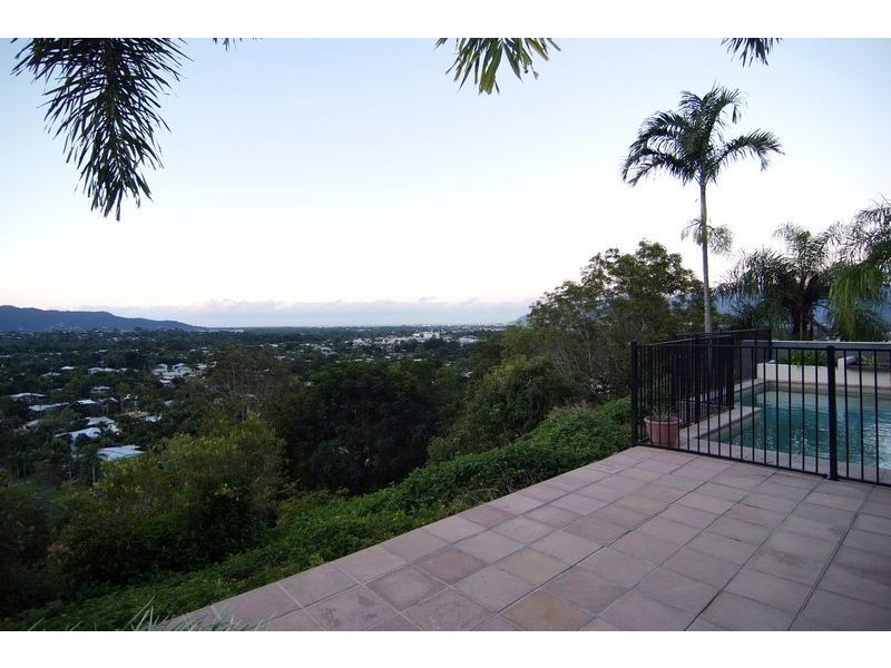 GRANDVIEW CRES, Earlville QLD 4870