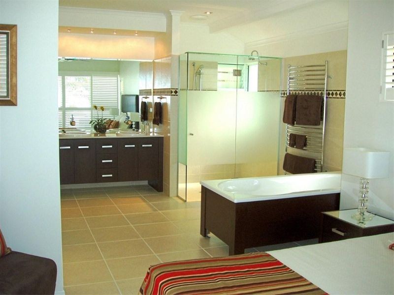 32 – 34 Hibiscus Lane, Holloways Beach QLD 4878