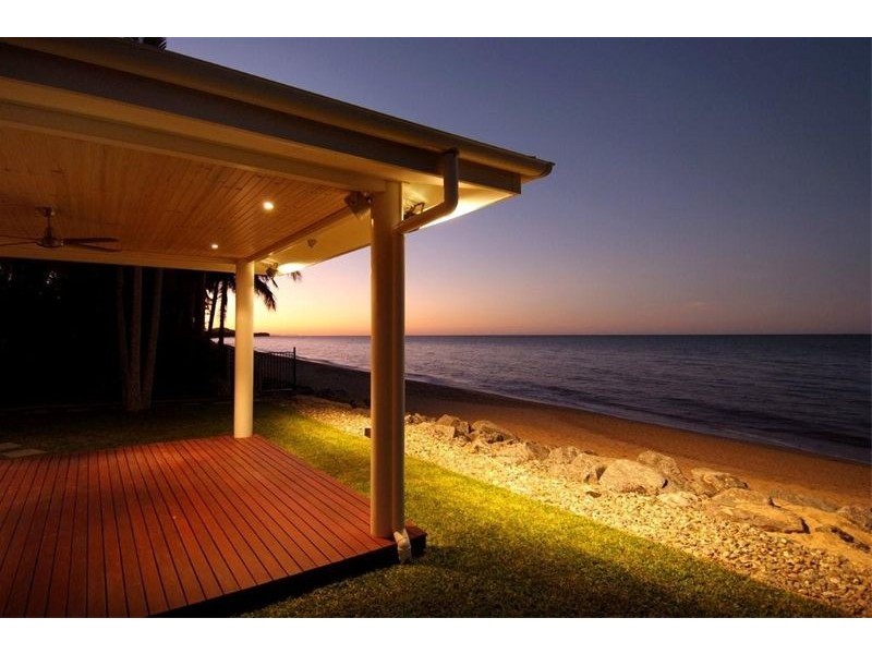 32 – 34 Hibiscus Lane, Holloways Beach QLD 4878