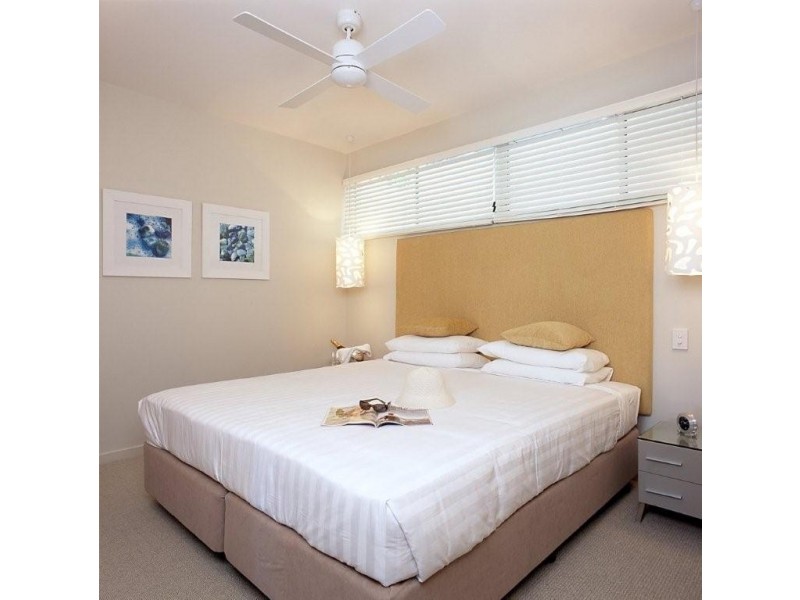 APT. 2 / 201 LAKE STREET, Cairns QLD 4870