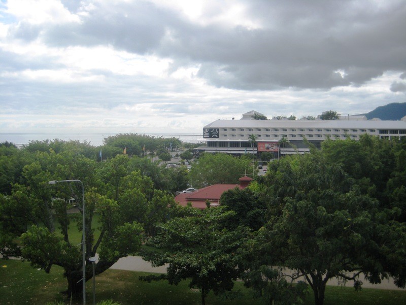 Level 4 APT 405 – The Eslanade, Cairns City QLD 4870