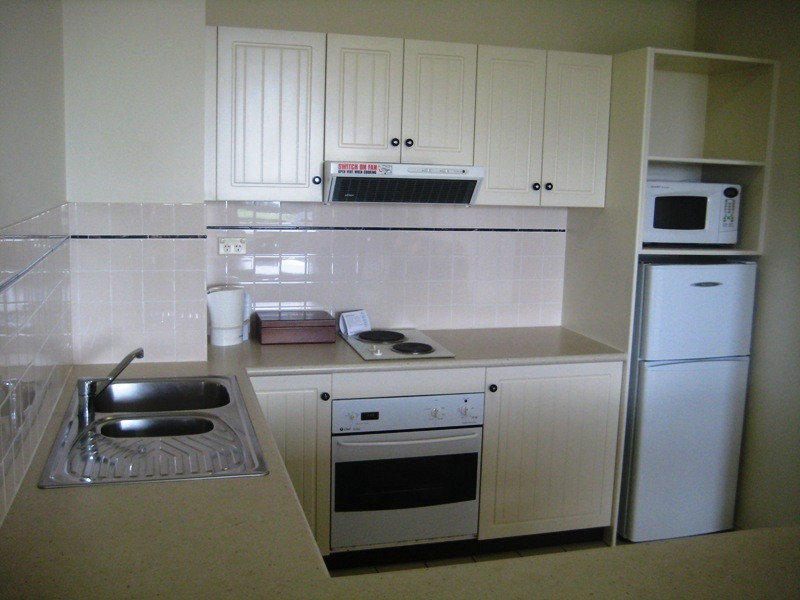 Level 4 APT 405 – The Eslanade, Cairns City QLD 4870