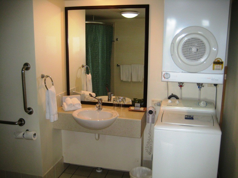 Level 4 APT 405 – The Eslanade, Cairns City QLD 4870