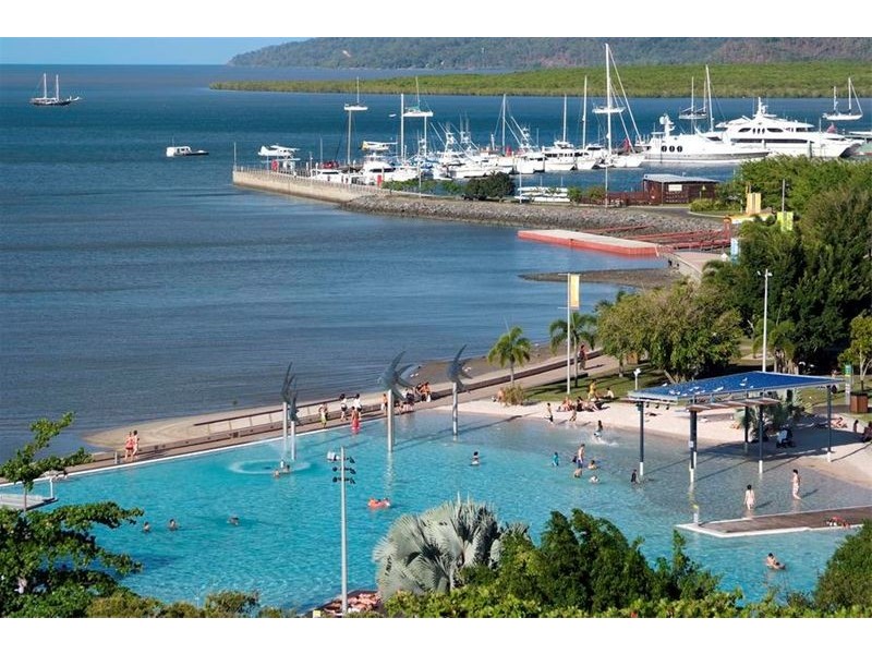 Level 7 APT 707 / 73 The Esplanade, Cairns QLD 4870