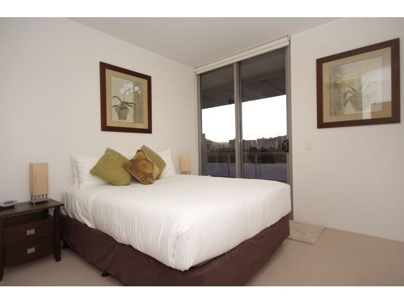 Level 4 Apt. 11 / 1 Marlin Parade, Cairns City QLD 4870