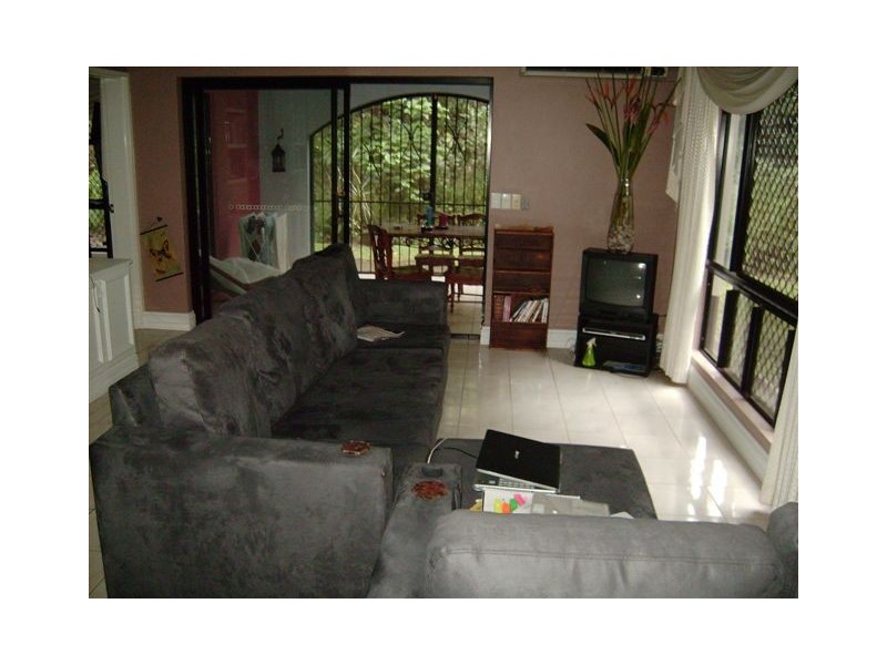 APT. 4 / 353 Severin Street – “Balmoral”, Parramatta Park QLD 4870