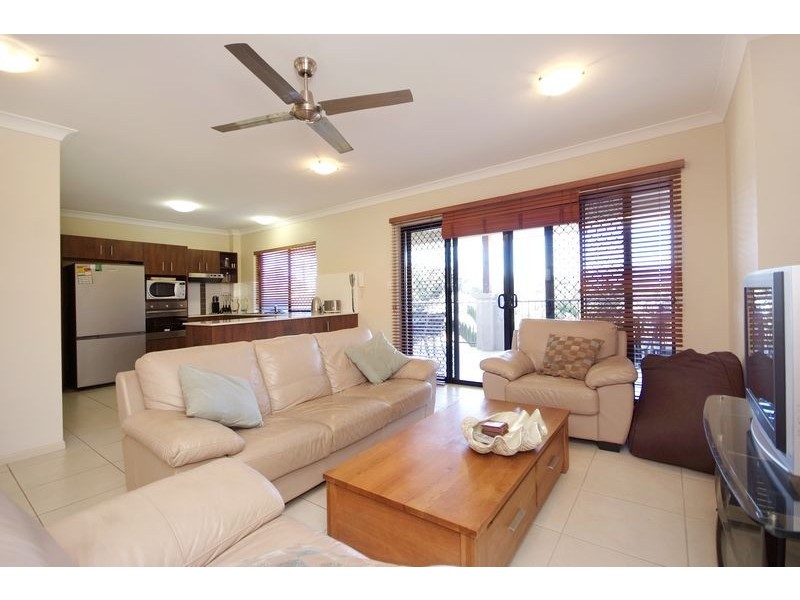 APT. 8 / 1 to 15 Robson Street, Mooroobool QLD 4870