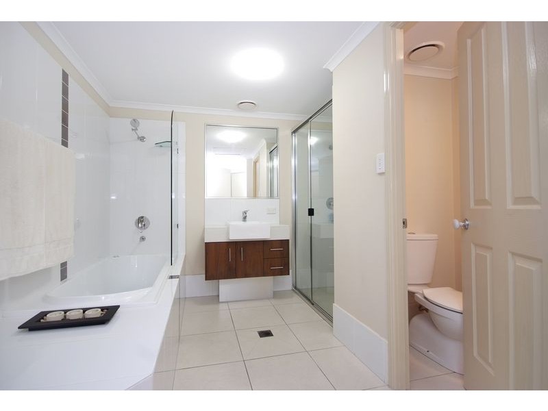 1 to 15  Robson Street, Cairns QLD 4870