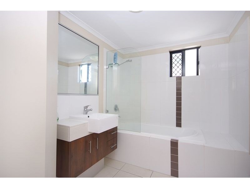 1 to 15  Robson Street, Cairns QLD 4870