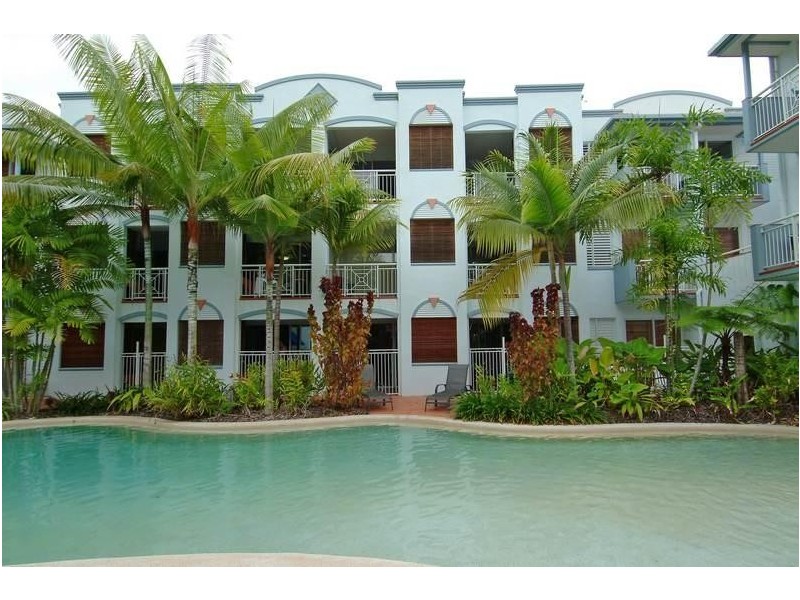 APT. 304 / ALASSIO RESORT Williams Esplanade, Palm Cove QLD 4879