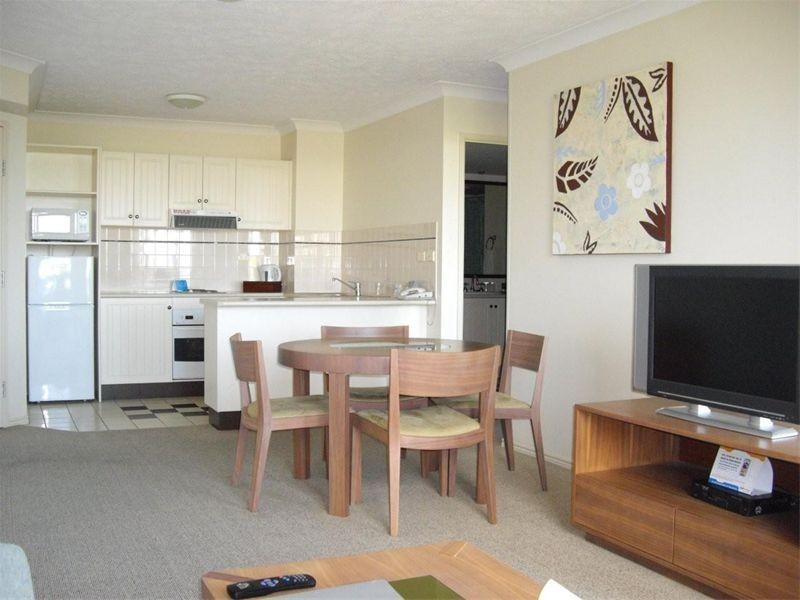 Level 5 APT 309 & 311 / 38 ABBOTT STREET, Cairns QLD 4870