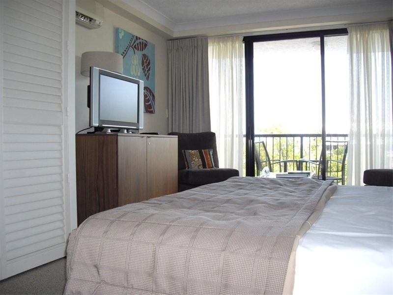 Level 5 APT 309 & 311 / 38 ABBOTT STREET, Cairns QLD 4870