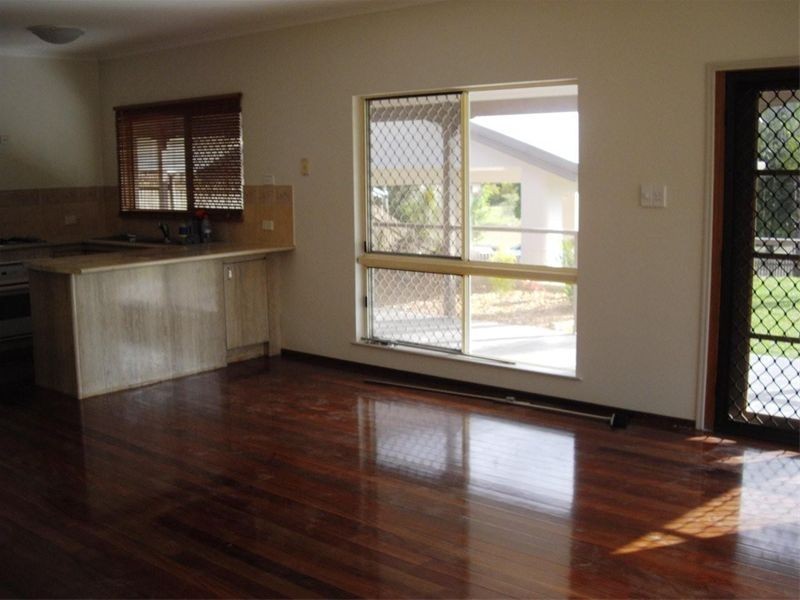 4 WHEELER CLOSE, Brinsmead QLD 4870
