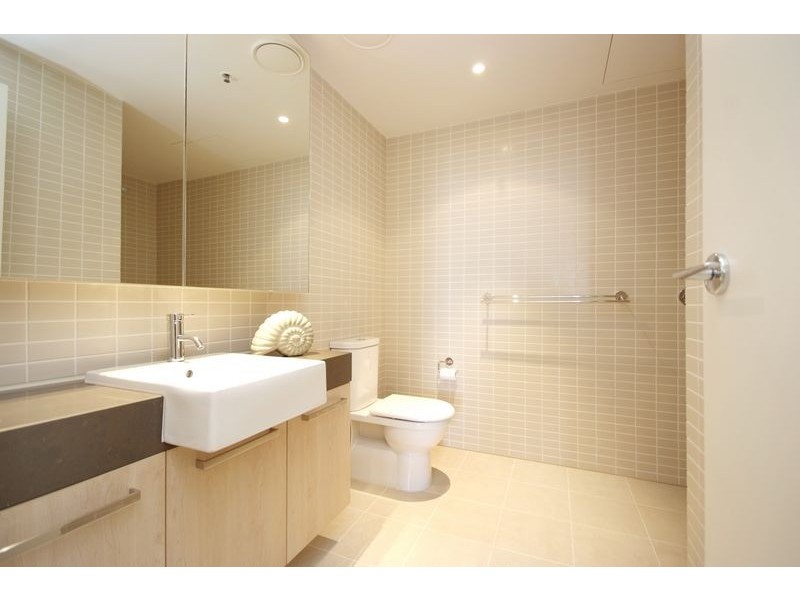 APT. 68 / 1 Marlin Pde, Cairns City QLD 4870