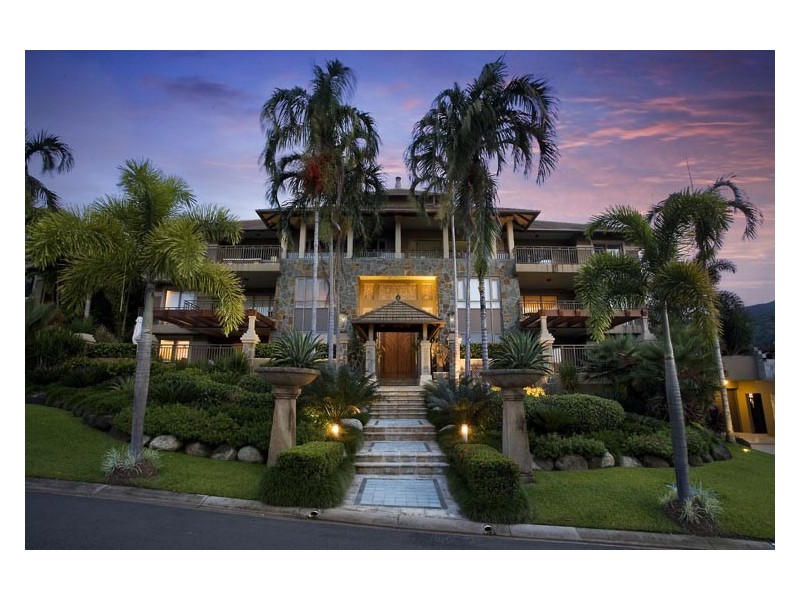 APT. 4 SANTAI BUCHANS POINT, Palm Cove QLD 4879