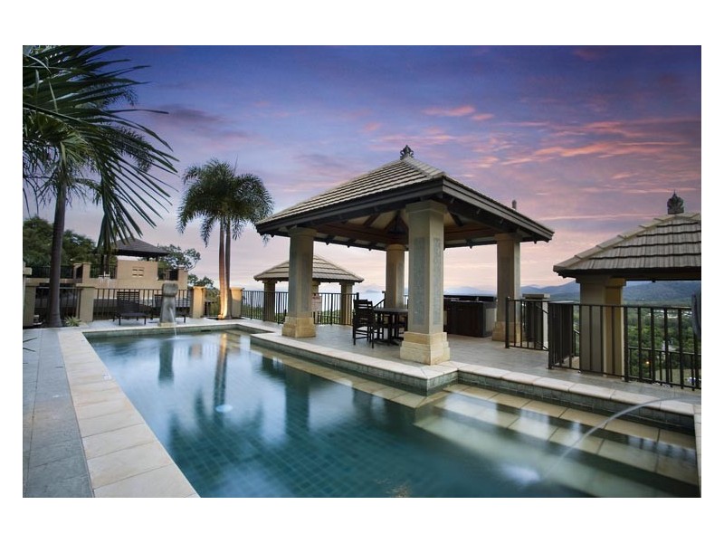 APT. 4 SANTAI BUCHANS POINT, Palm Cove QLD 4879