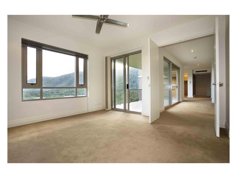 APT. 4 SANTAI BUCHANS POINT, Palm Cove QLD 4879