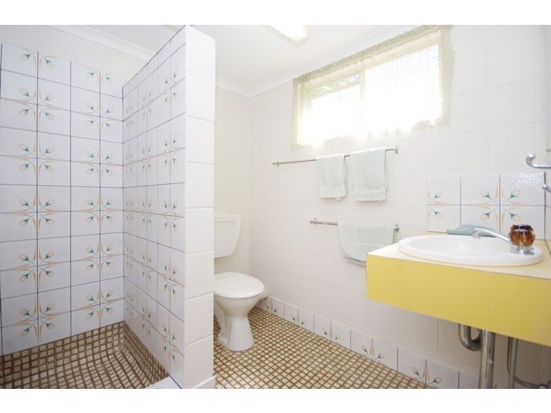 99 Digger St, Cairns QLD 4870