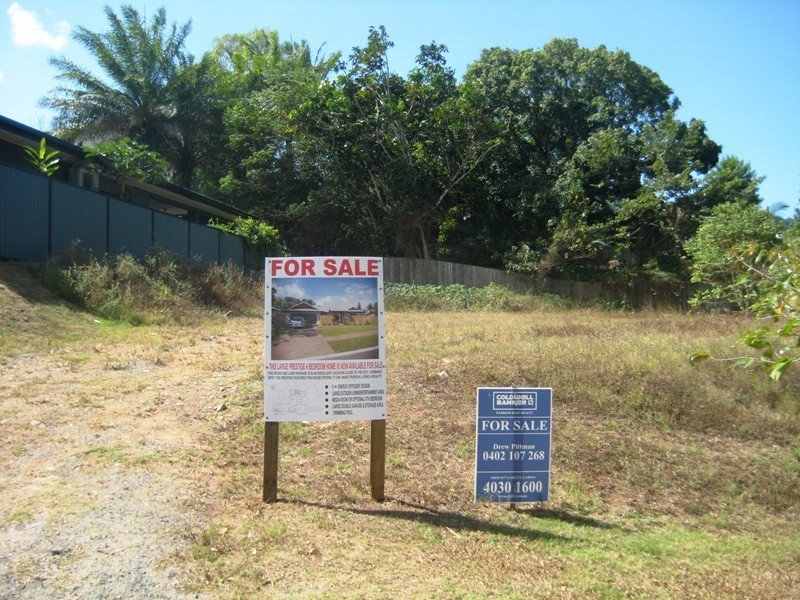 4 Bel-Air Drive, Whitfield QLD 4870