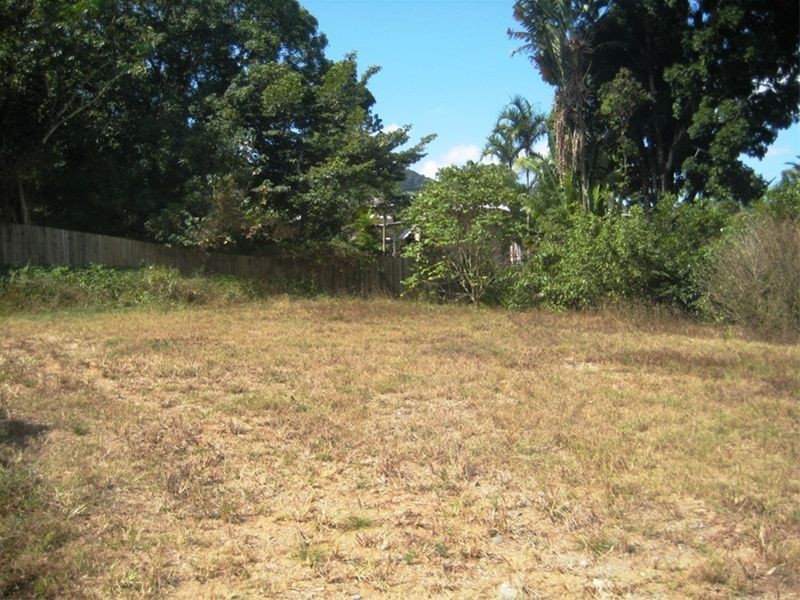 4 Bel-Air Drive, Whitfield QLD 4870