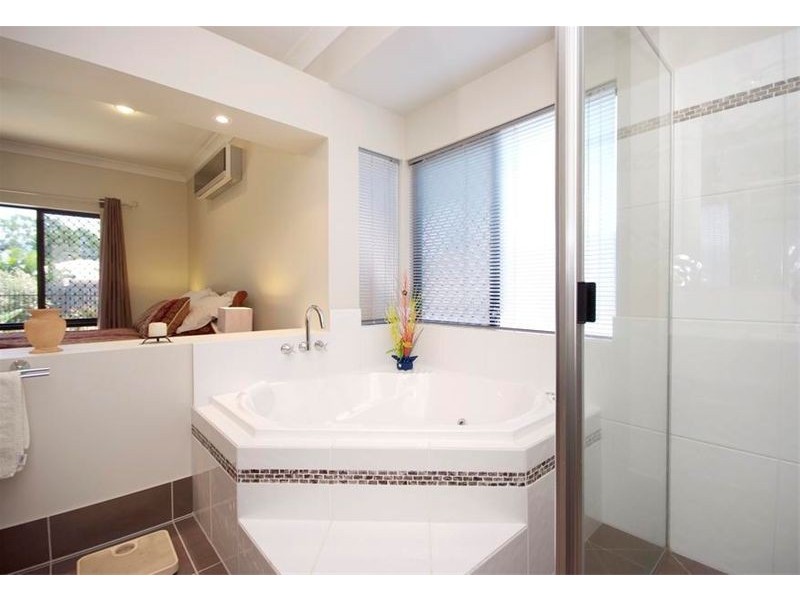 4 Renton Close, Edmonton QLD 4869
